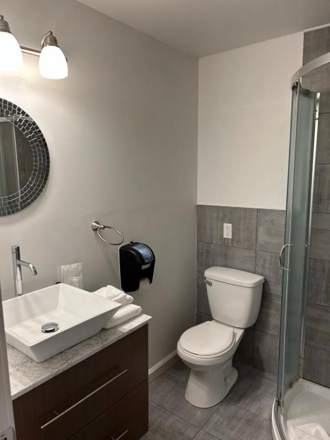 Complexe Dix80 Motel Mont-Laurier Bagian luar foto