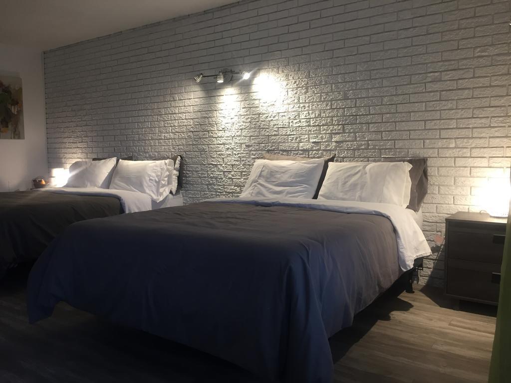 Complexe Dix80 Motel Mont-Laurier Bagian luar foto