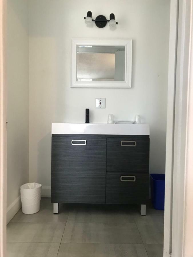 Complexe Dix80 Motel Mont-Laurier Bagian luar foto